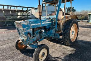 Trattore Ford