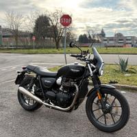 Triumph Street Twin 900