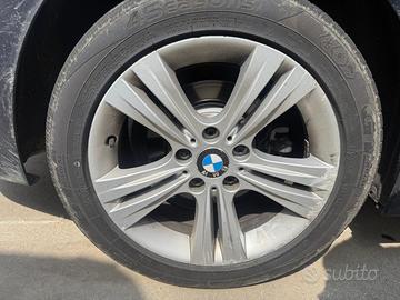 Cerchio in lega R17 BMW 320 anno 2012 station wago