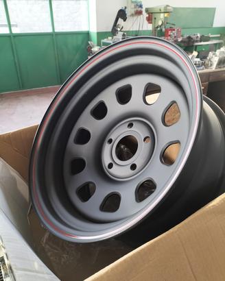 Cerchi neri 17x8 + kit dadi