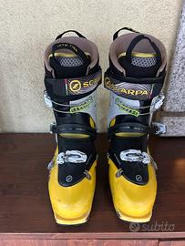 Scarponi sci alpinismo