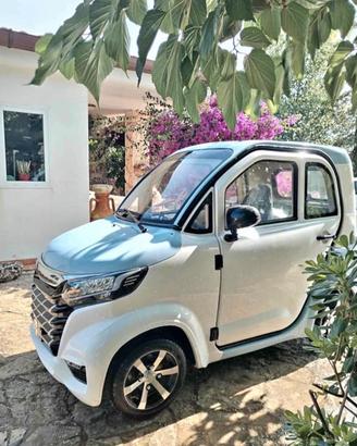 Auto per disabili pari al nuovo