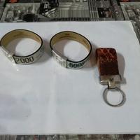 Bracciali millelire + portachiavi visconti