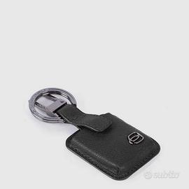 Portachiavi in pelle nera + Smart Tracker CONNEQU