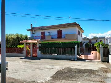Villino terratetto appartamento Marina di Chieuti