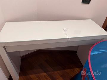 Scrivania 120x40