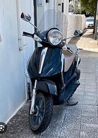 Piaggio Beverly 300 tourer