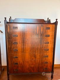 Armadio e cassettone