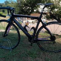 bici corsa Pinarello  