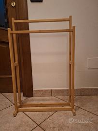 porta asciugamani in legno 