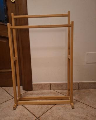 porta asciugamani in legno 