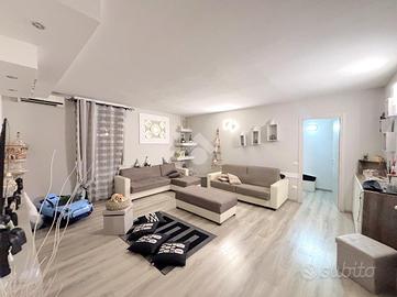 5 LOCALI A MONTEMURLO