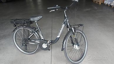 BICICLETTA ELETTRICA DA DONNA