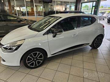 RENAULT Clio dCi 8V 75CV Start&Stop Energy Duel