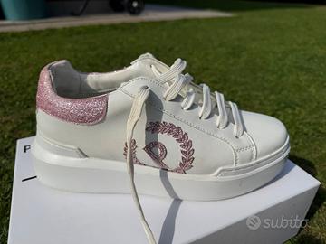 Pollini sneakers poco usate