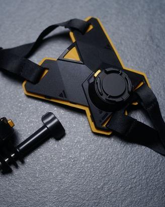 Attacco ruotabile per casco GoPro o Insta360