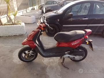 Scooter Peugeot Trekker 100