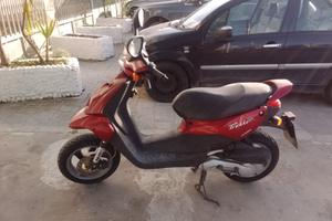 Scooter Peugeot Trekker 100