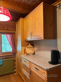 cucina in legno massiccio - tutto compreso