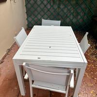 Tavolo da giardino allungabile con 4 sedie