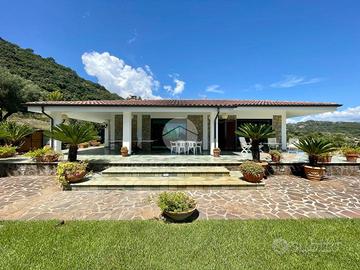 VILLA SINGOLA A SAN GIOVANNI A PIRO