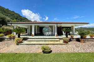 VILLA SINGOLA A SAN GIOVANNI A PIRO