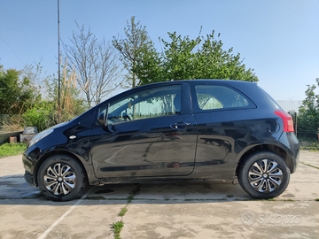 Toyota Yaris 2006 benzina 1000 cc