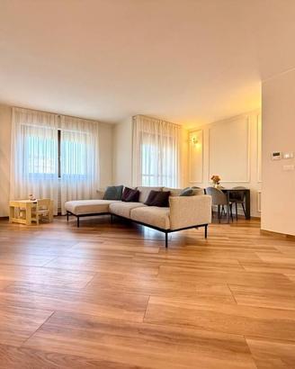Appartamento di 101 m² con 4 locali e box auto a N