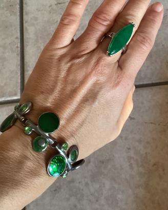 Set Gioielli Anello e Bracciale Verde – Elegante