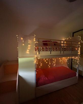 Struttura letto a castello multifunzionale
