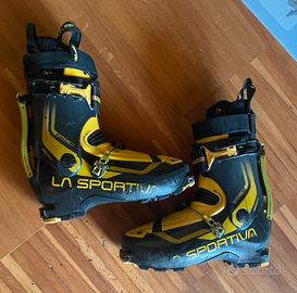Scarponi sci alpinismo LA SPORTIVA