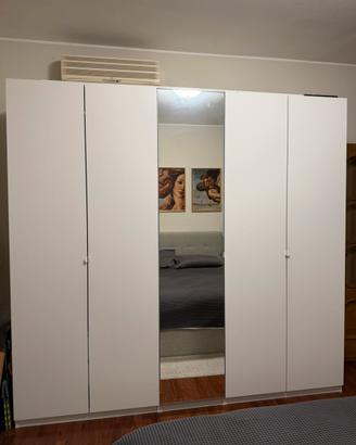 Armadio 250cm disponibile da Maggio 2026