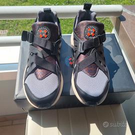 Nike Air Huarache 20Y24 Patta