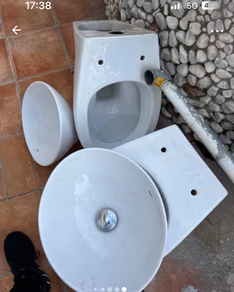 2 sanitari e 2 lavabi roca nuovossimi