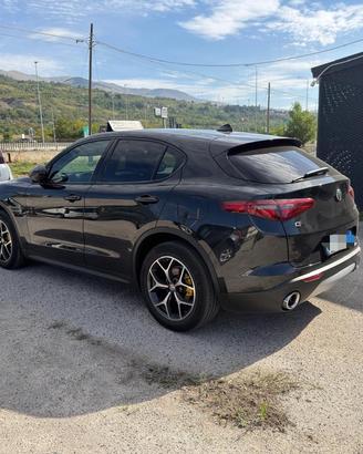 Alfa Romeo Stelvio 2.2 Turbodiesel 210 CV AT8 Q4 S