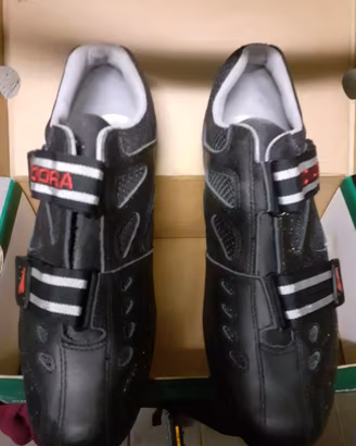 Scarpe per bici da corsa 