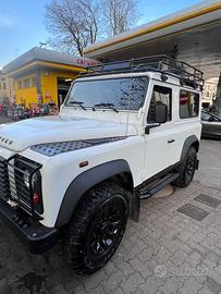 Jeep Defender 90