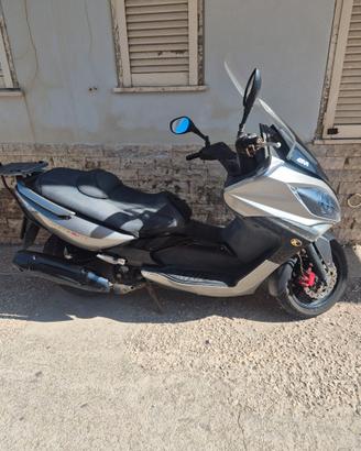 Kymco xciting r 300