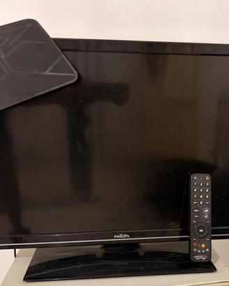 Tv PHILIPS con telecomando e antenna