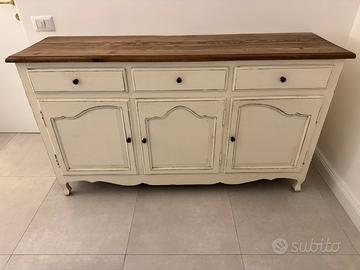 Credenza