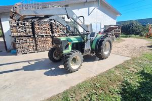 Trattore Agrifull 82 con caricatore
