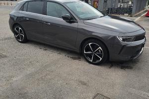 Opel Astra 1.2 Turbo benzina 130 CV Business 