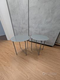 Coppia di tavoli grigio in vetro