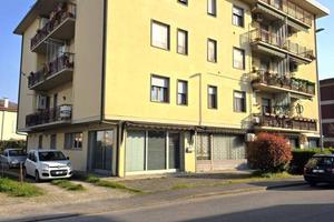 Appartamento di 120 m² con 5 locali e posto auto a