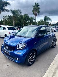 Smart ForFour 70 1.0 twinamic Safetown White