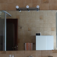 Arredamento Bagno specchiera lavanderia lavandino