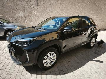 Toyota Yaris Cross 1.5 Hybrid 5p. E-CVT AWD-i Busi