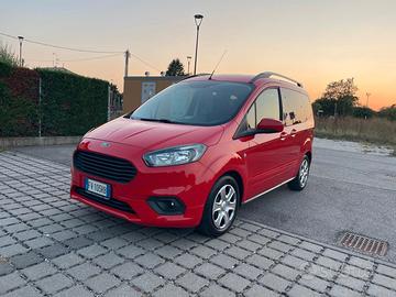 Ford Tourneo Courier 1.0 EcoBoost 100 CV Sport
