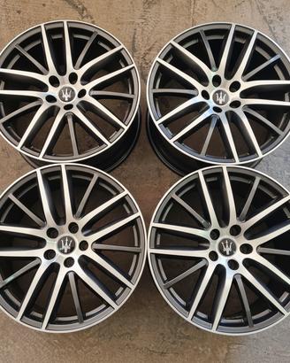 4 Cerchi da 19' in Lega - Maserati - Ghibli 670016