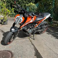 duke 125 ktm